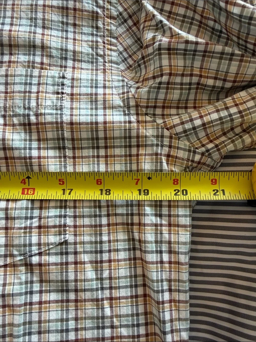 Banana Republic Men's Plaid Button-Down Shirt in Brown, Green, Cream NWT